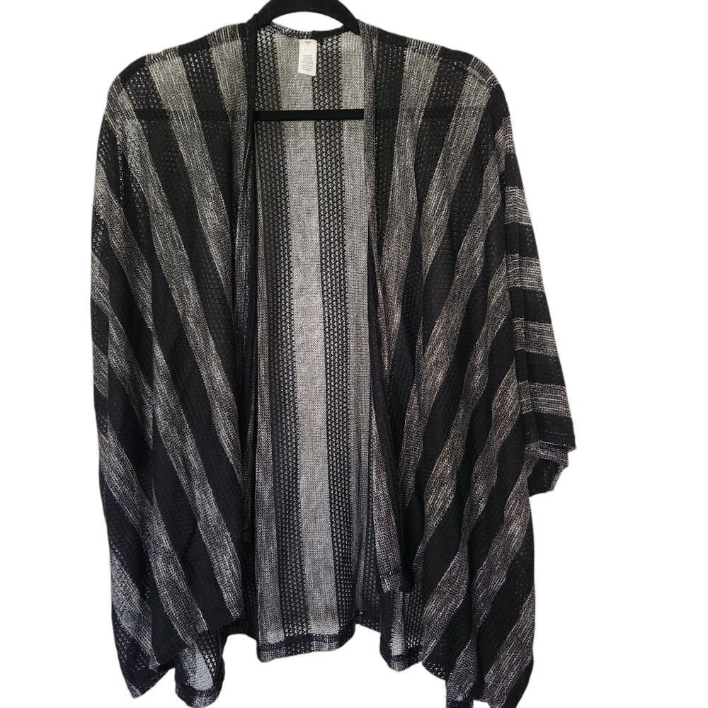 Unbranded Womens Black and Gray Striped Open Shawl Metellic Accent One Size